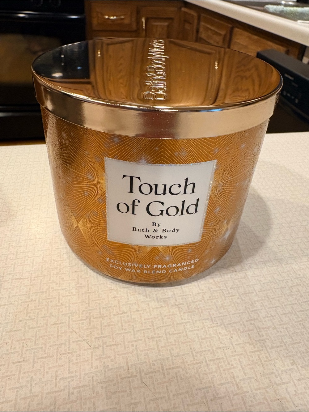Bath & Body Works Touch of Gold Candle - Gold